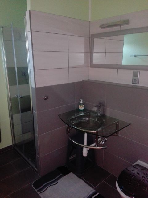 Ferienhaus in Abrahamhegy mit Pool und Klima zur all. Nutzung max.6 Pers. – Foto 7