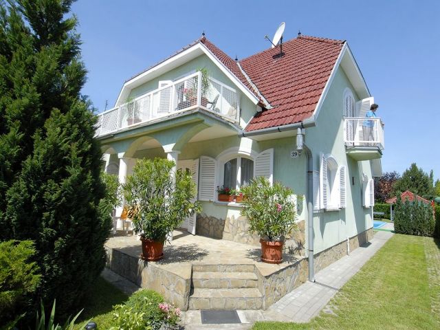 Haus in Balatonszarszo mit Swimming Pool und Internet bis 8 Personen – Foto 2
