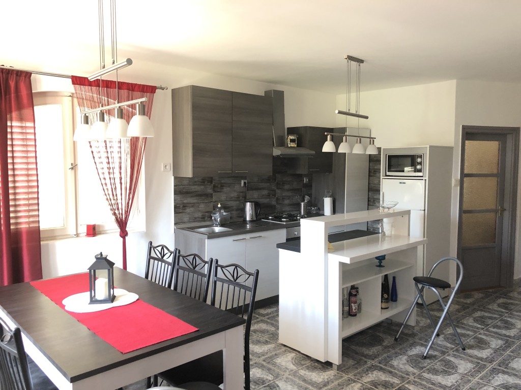 Haus in Balatonszarszo mit Swimming Pool und Internet bis 8 Personen – Foto 6