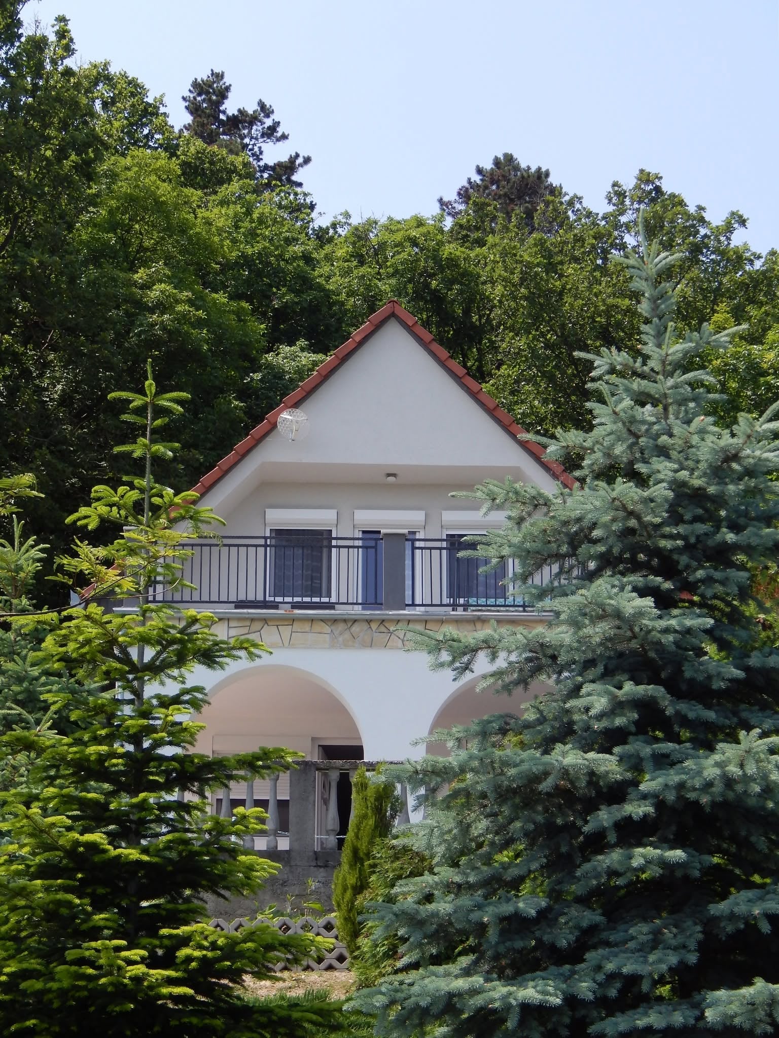 Ferienhaus mit Seeblick und privatem Pool, Klima, Internet, all. Nutzung bis 5 Personen – Foto 1
